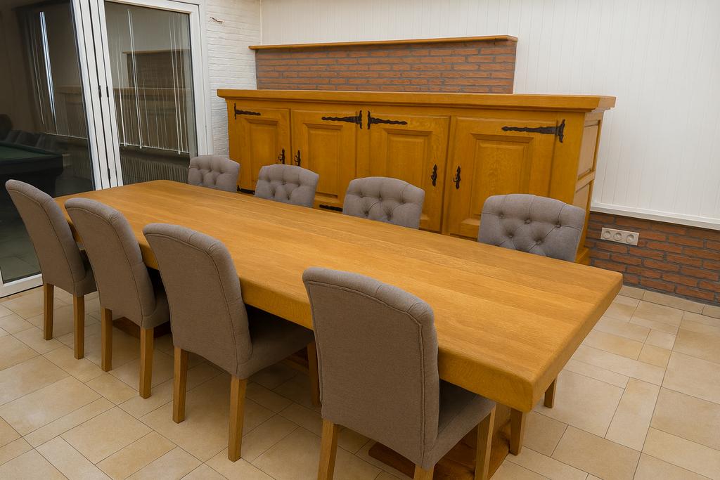 Massief eiken eetkamer. - tafel 8 stieken - top staat, Enlèvement