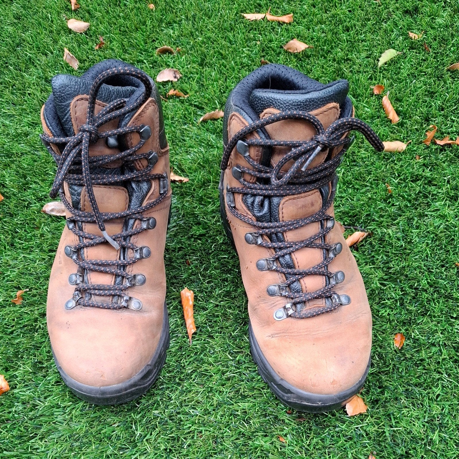 Chaussures de marche Alpina taille 41, Enlèvement ou Envoi, Utilisé, Chaussures