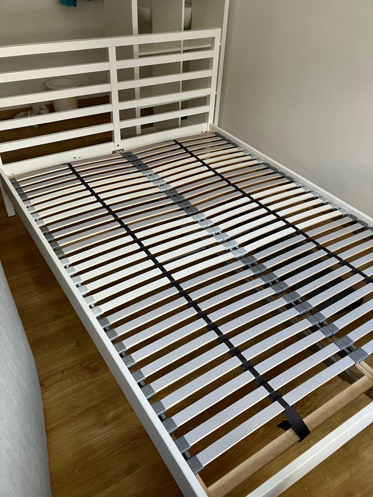 Bedframe met lattenbodem TARVA Ikea, Ophalen, Zo goed als nieuw