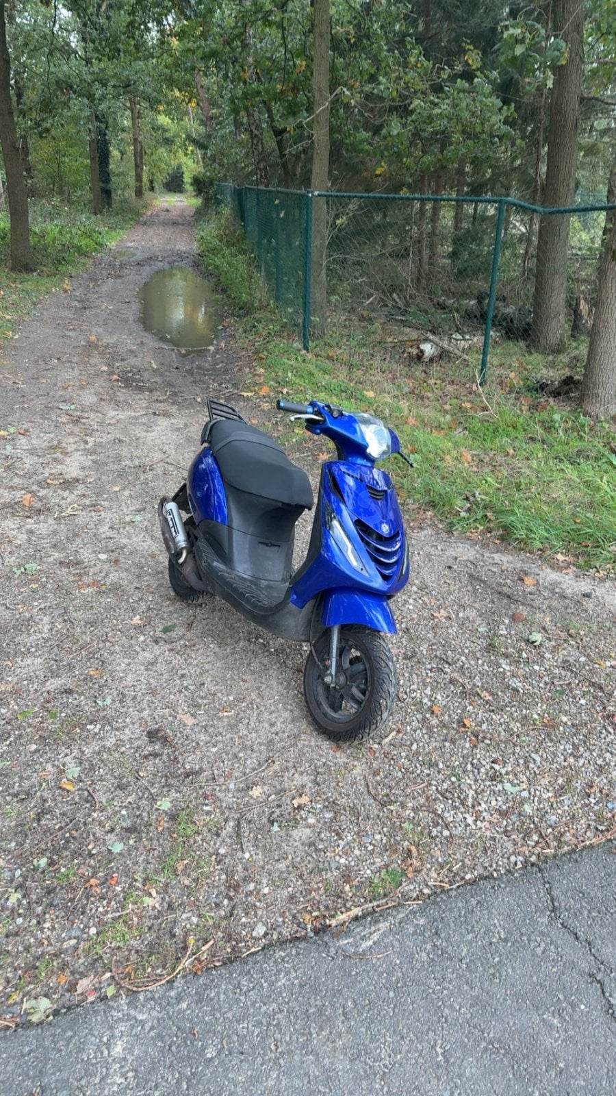 Piaggio zip 70cc, Fietsen en Brommers, Ophalen, Zo goed als nieuw, Zip