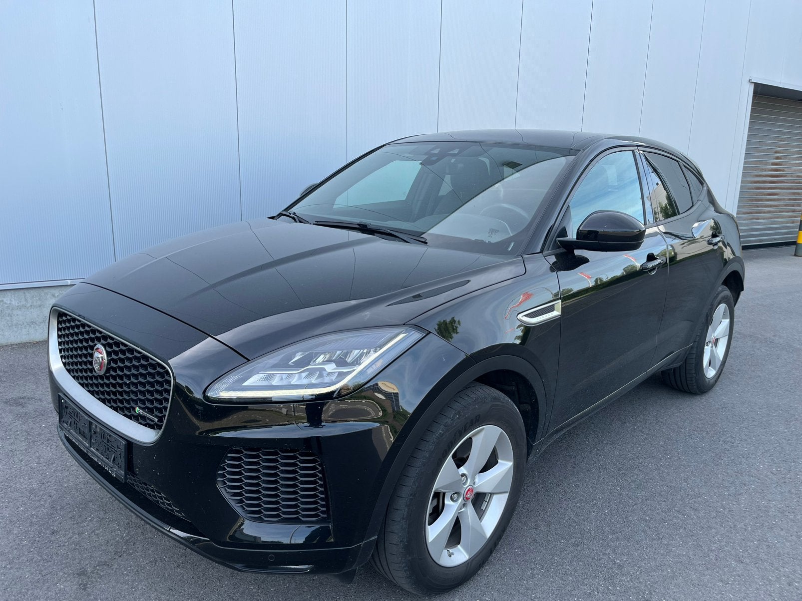 Jaguar  E- Pace P200 -R - Dynamic AWD, Auto's, Jaguar, 4 cilinders, Zwart, Leder, Bedrijf