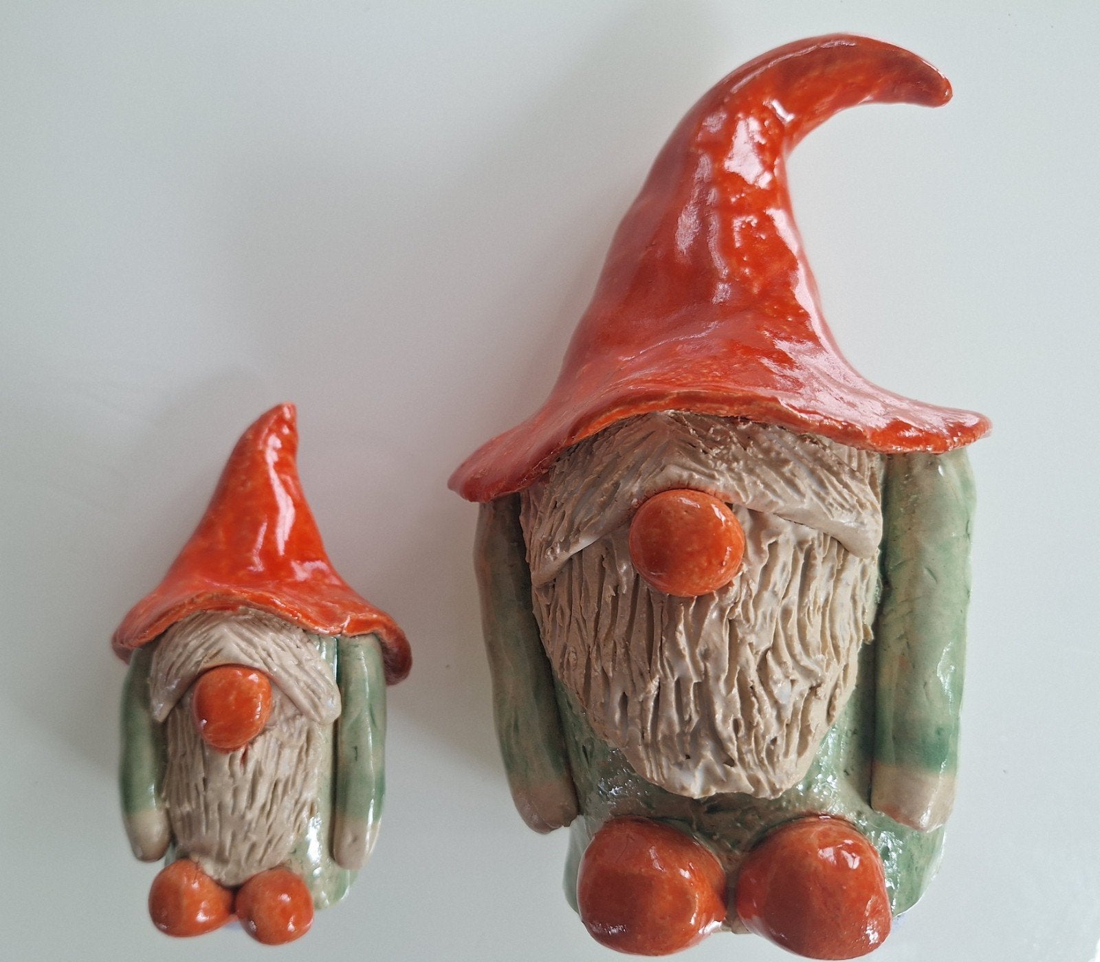 2 handemaakte keramieken kabouters, Antiek en Kunst, Ophalen of Verzenden