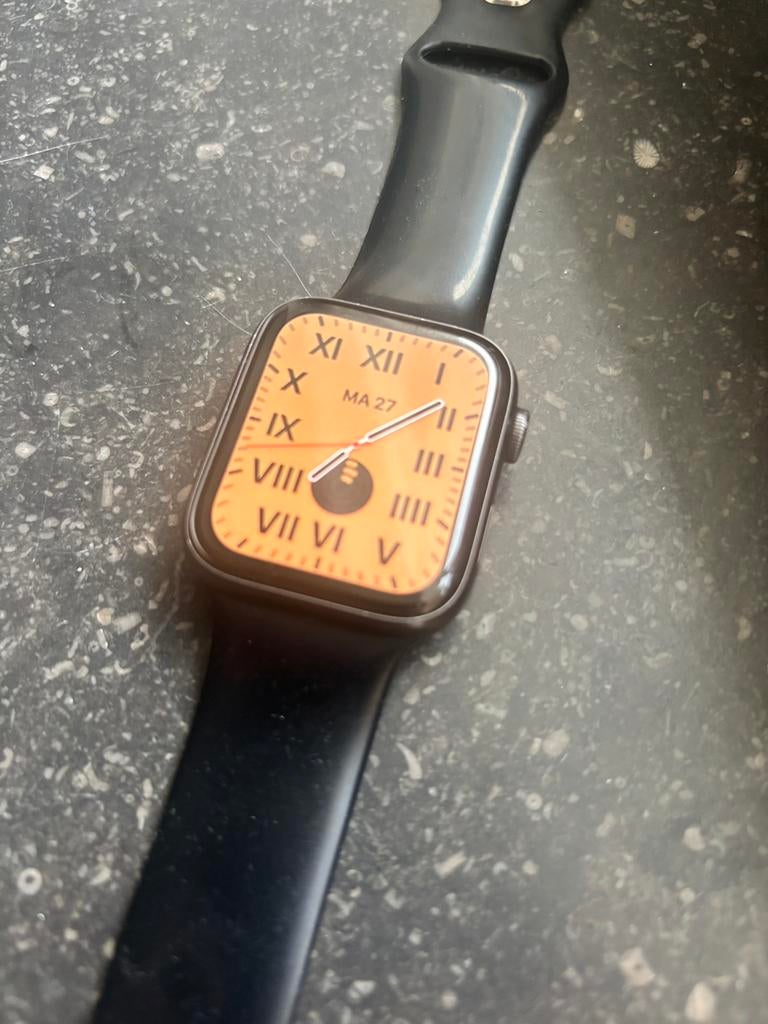 Apple Watch SE 44mm, Handtassen en Accessoires, Smartwatches, Gebruikt, iOS, Zwart, Afstand, Calorieverbanding, Conditie, GPS