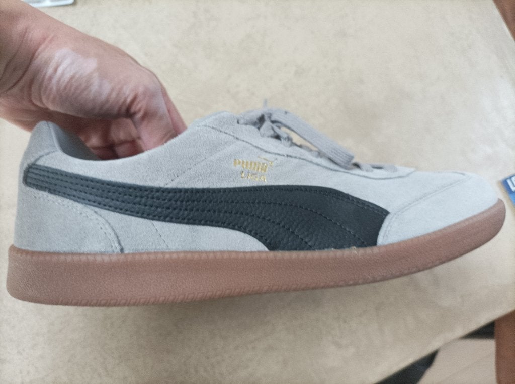 Puma Liga sneakers als nieuw, Kleding | Heren, Schoenen, Overige kleuren, Ophalen of Verzenden, Zo goed als nieuw, Sneakers