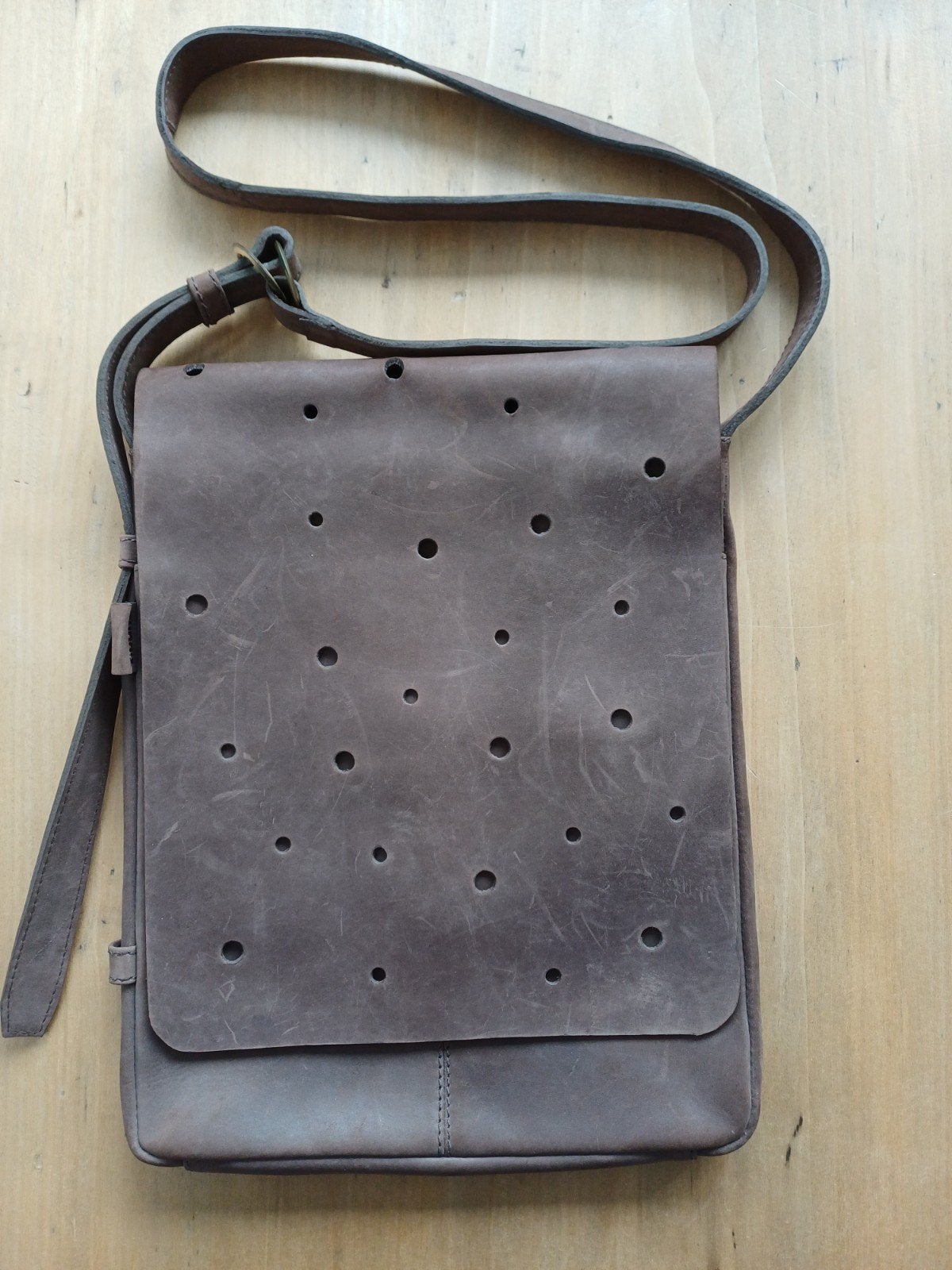 Handtas Tibana, Handtassen en Accessoires, Tassen | Schoudertassen, Bruin, Nieuw, Leer, Ophalen