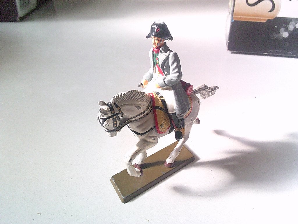 napoleon te paard in tin starlux speelgoed, Ophalen, Zo goed als nieuw
