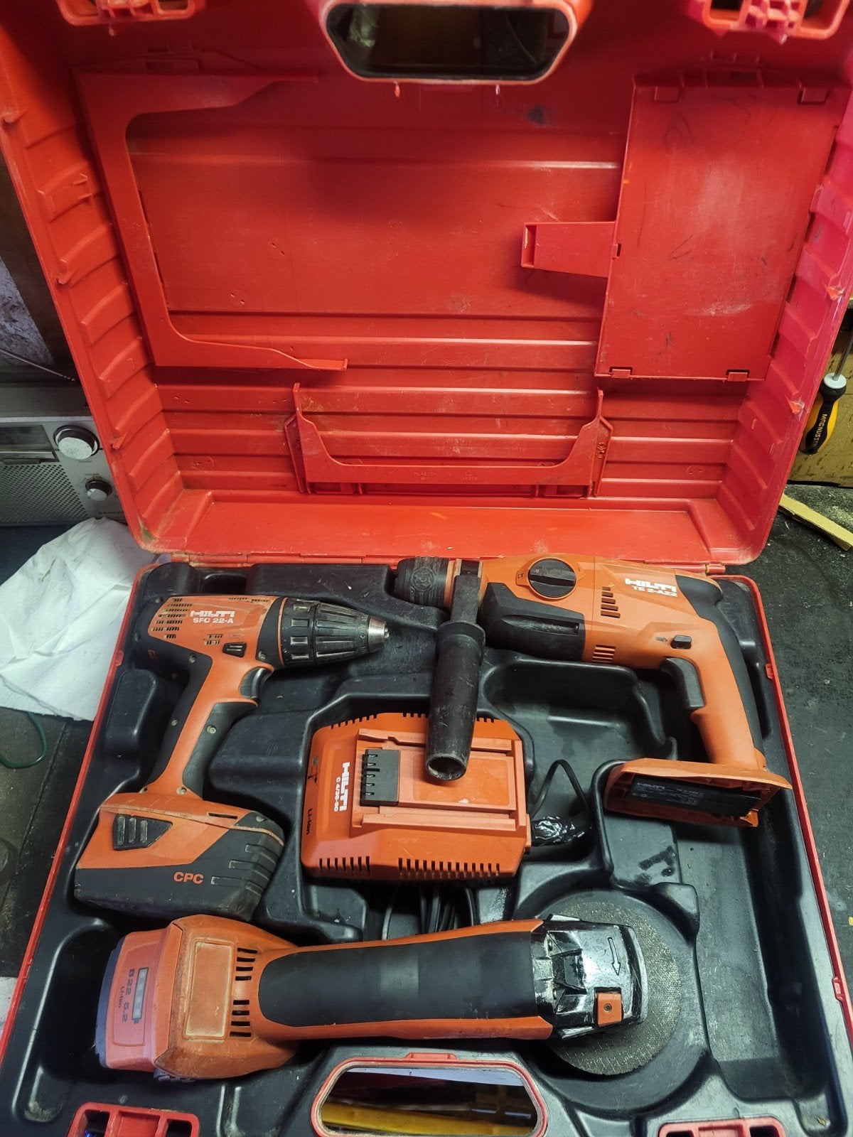 Valise Hilti 3machines, Enlèvement