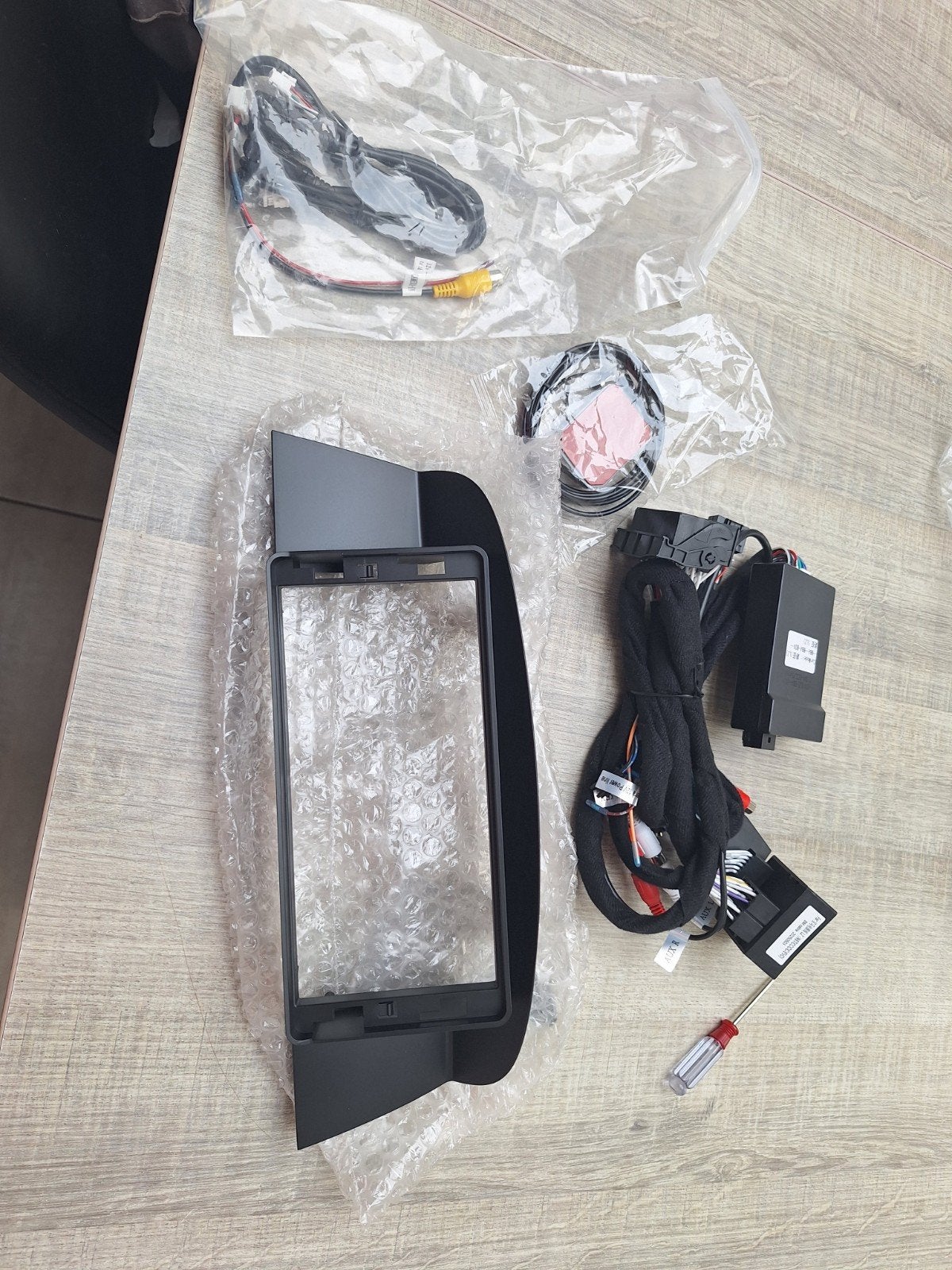 kit câblage et contour auto radio bmw série 5, Autos : Divers, Enlèvement, Neuf