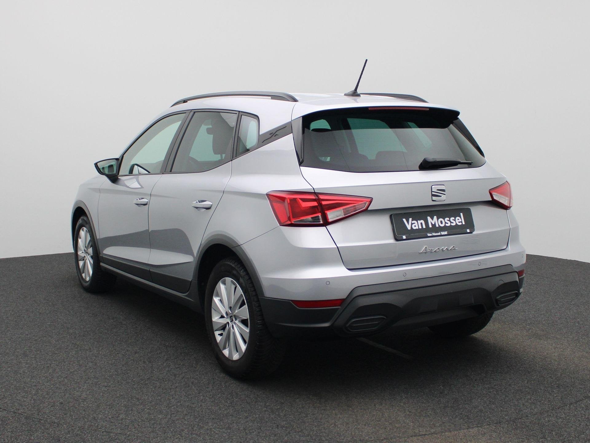 SEAT Arona 1.0 TSI 70kW Move, 121 g/km, Argent ou Gris, Achat, Arona