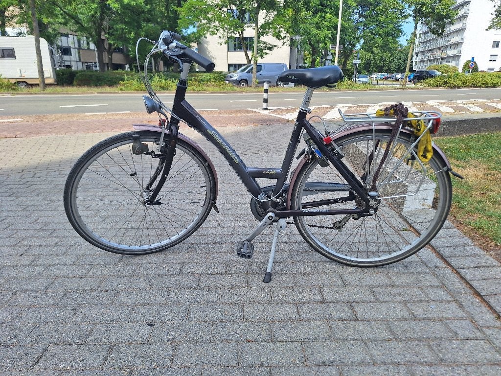 Kleine damesfiets te koop, Gazelle., Accès (extra) bas, Frein sur jante, Enlèvement, Utilisé