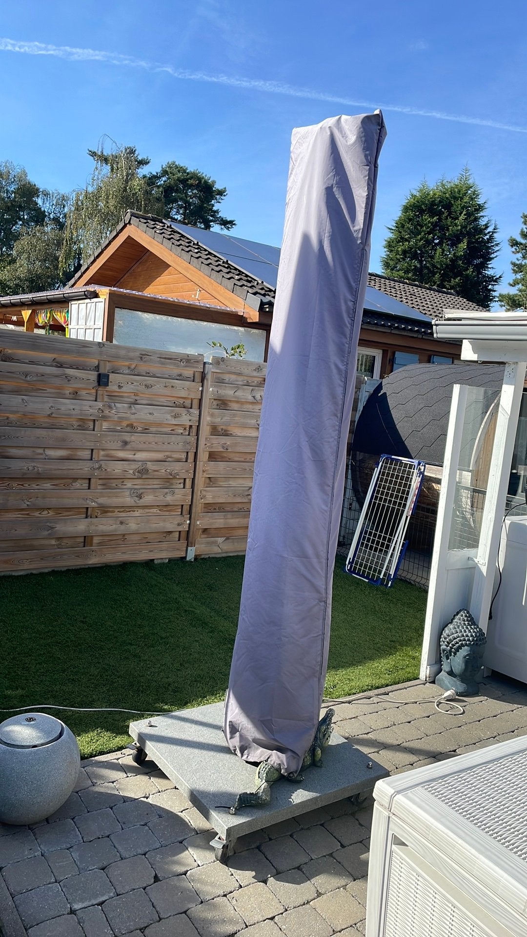 Parasol, 3 à 4 mètres, Parasol flottant, Utilisé, Enlèvement