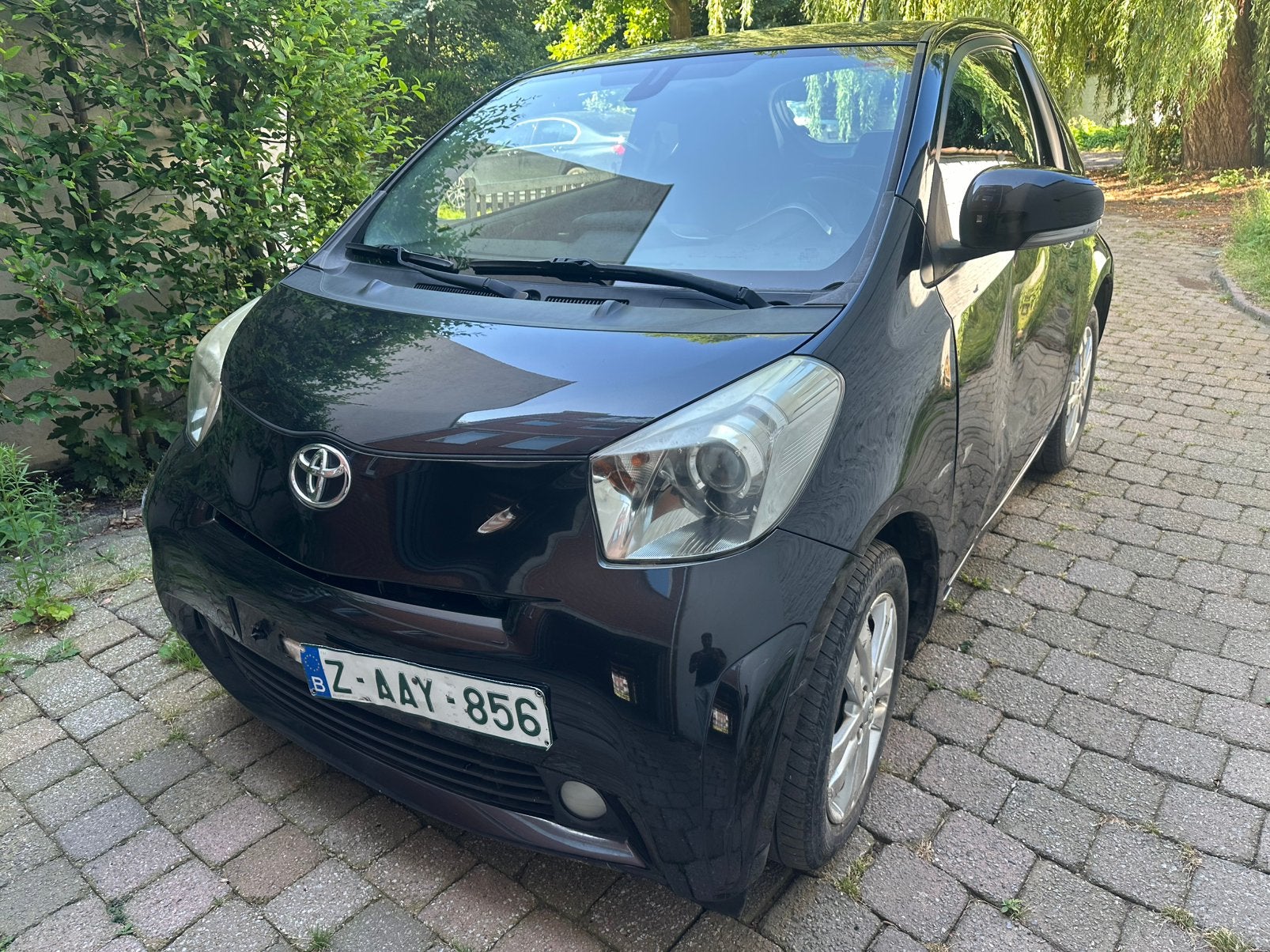 TOYOTA IQ !!!!! 93000 KM !!!!!, Auto's, Toyota, IQ, Zwart, Handgeschakeld, 3 cilinders