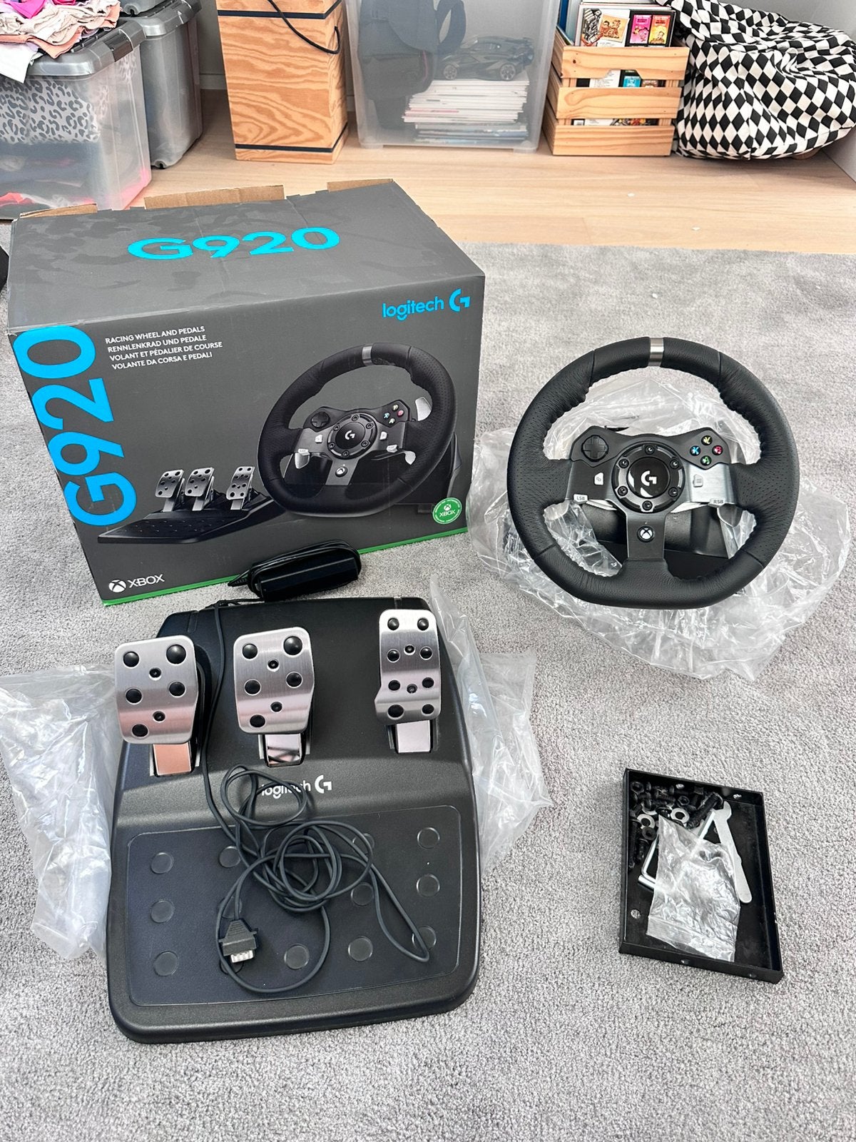 Volant Logitech G920 + pédales en excellent état, Ophalen, Gebruikt