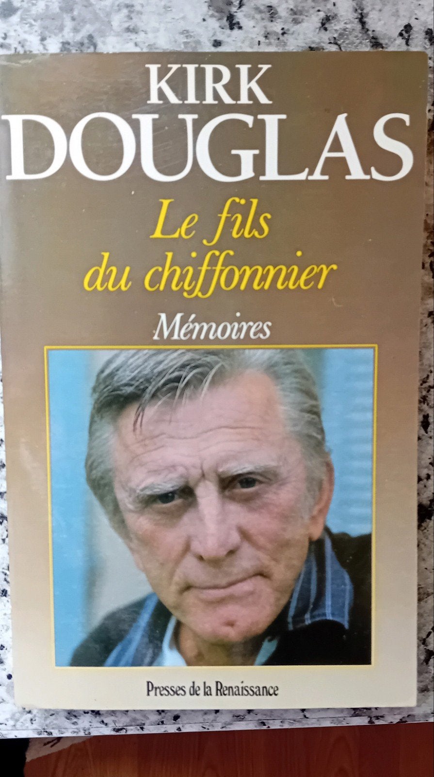 "Le fils du chiffonnier" Mémoires de Kirk Douglas, Enlèvement ou Envoi