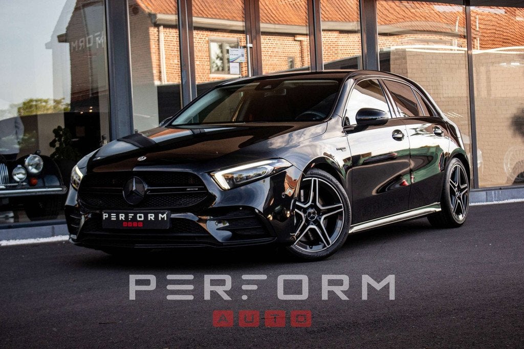 Mercedes-Benz A 35 AMG *4MATIC*FULL BLACK*TOPSTAAT* + 1J GAR, Auto's, Automaat, Gebruikt, Bedrijf, 5 deurs