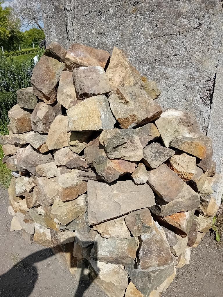 Moellons de grès, cailloux, Enlèvement, Utilisé