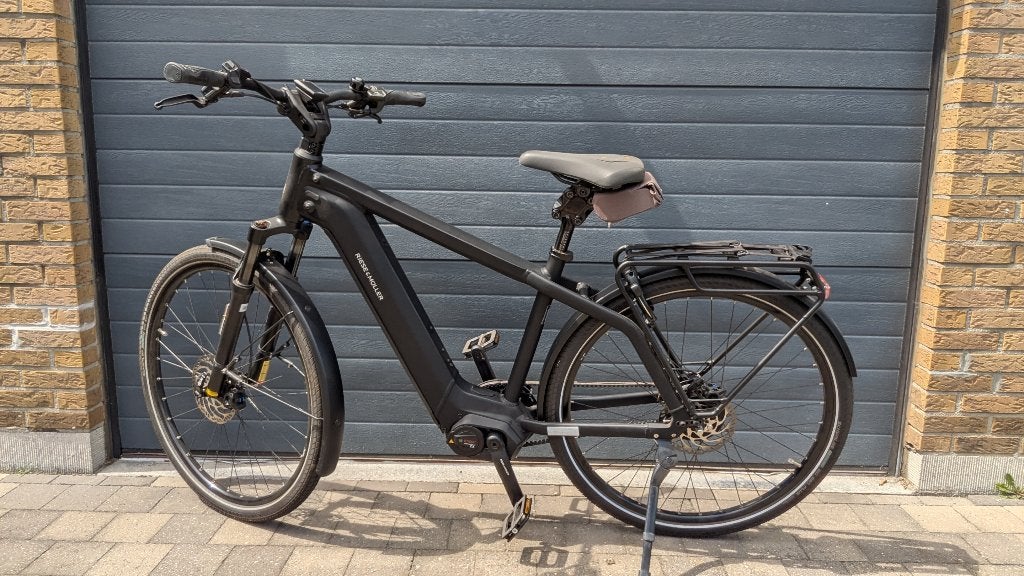 Ries muller charger 4 vario, black Matt, 750Wh + kiox 300, Riese & Müller, 47 à 51 cm, 50 km par batterie ou plus, Comme neuf