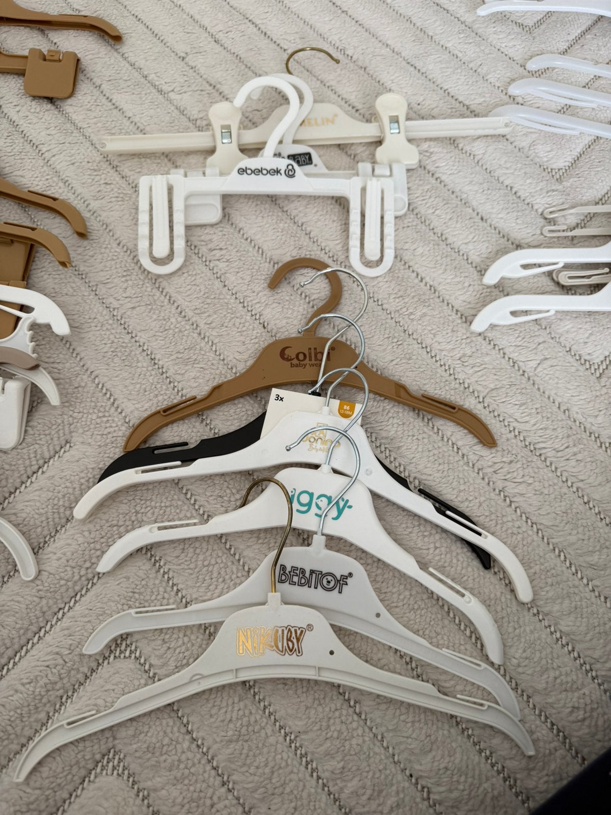 Kledinghangers voor baby kledij, Kleding | Dames, Ophalen, Gebruikt, Kinderen