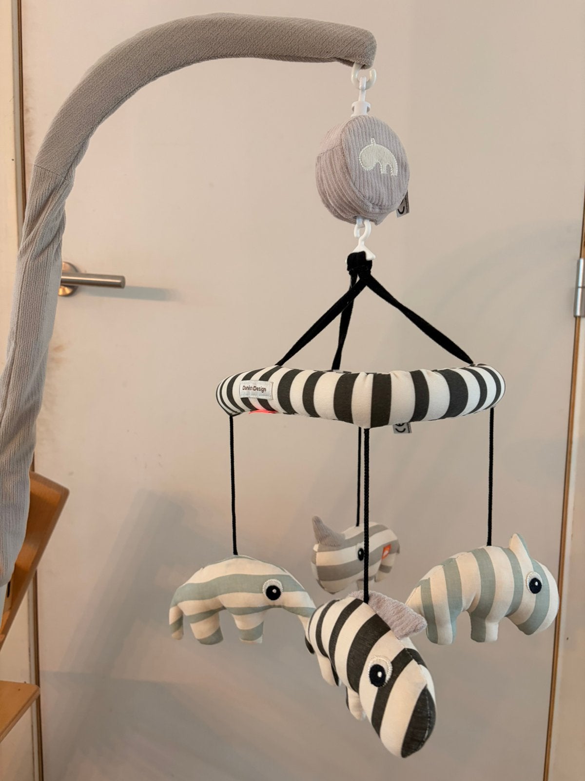 Done by deer mobiel (klembevestiging) “hush little baby”, Kinderen en Baby's, Done by Deer, Ophalen of Verzenden, Zo goed als nieuw