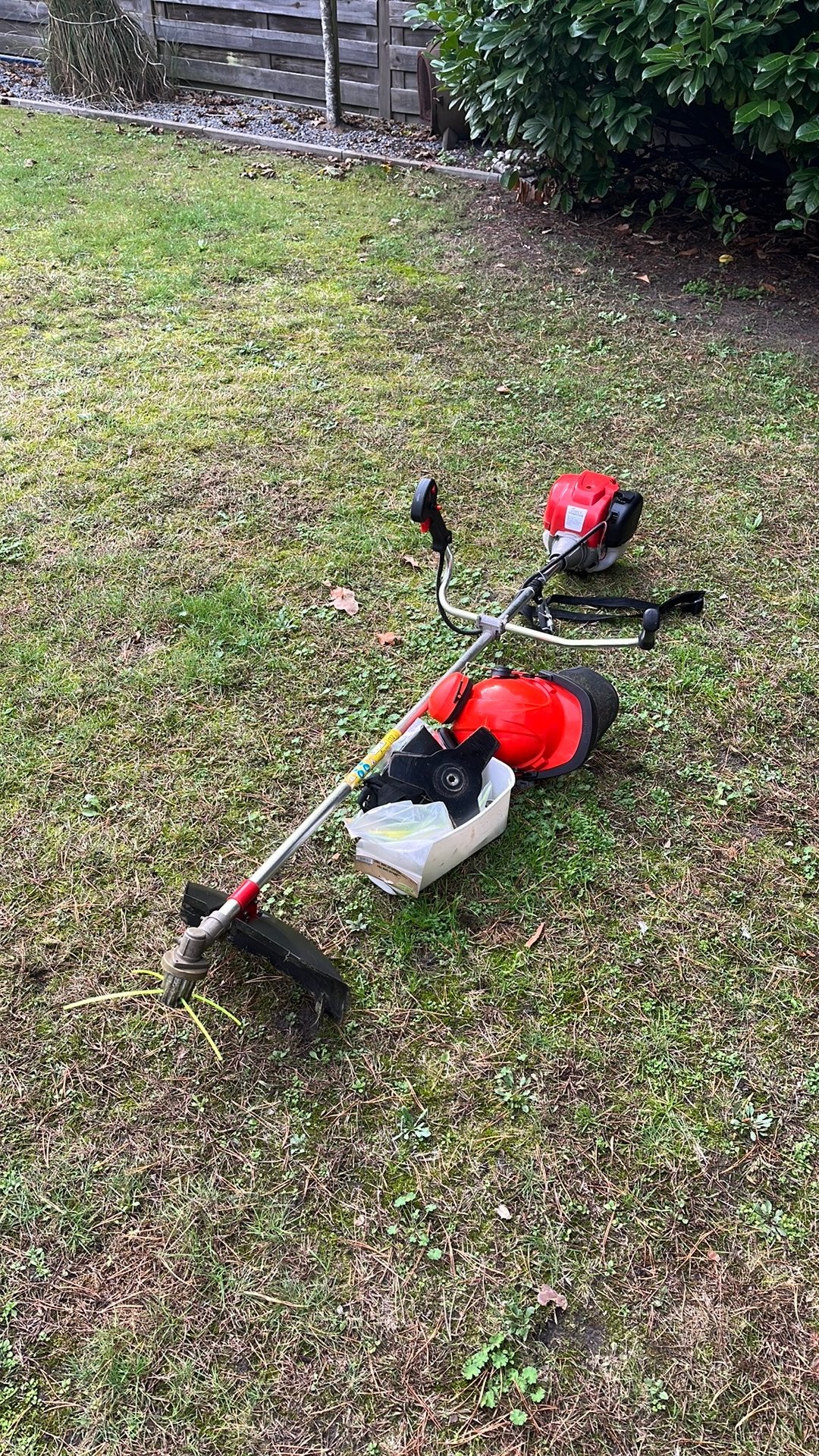 Bosmaaier Simca 4takt 325cm^2, Jardin & Terrasse, Enlèvement, Comme neuf, 10 à 30 cm, Essence