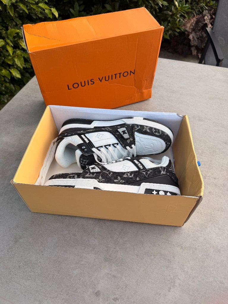 Louis Vouitton sneaker, Kleding | Heren, Schoenen, Ophalen, Zwart, Nieuw, Sneakers