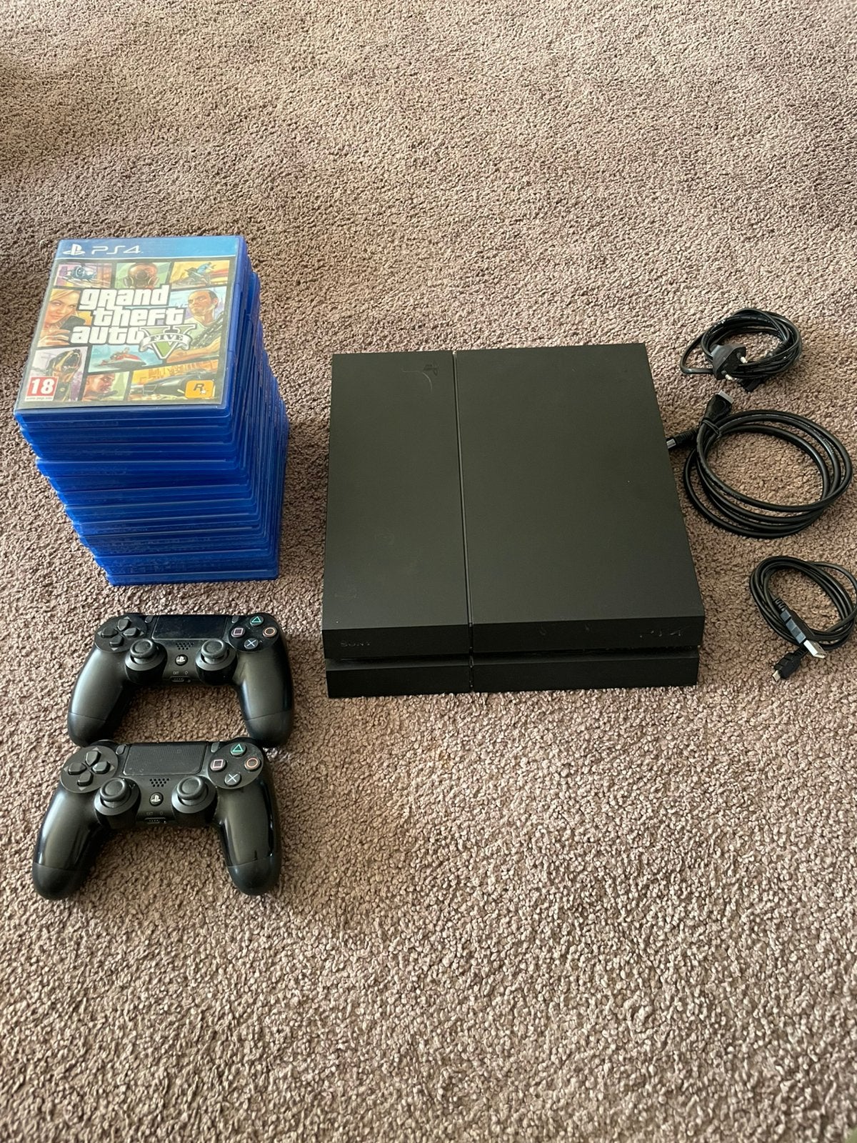 PlayStation 4 500GB + 2 originele controllers + 13 games, Games en Spelcomputers, Ophalen, Zo goed als nieuw