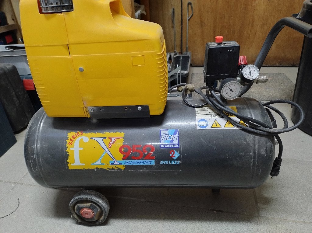 Compressor, Ophalen, Gebruikt, 6 tot 10 bar, Olievrij