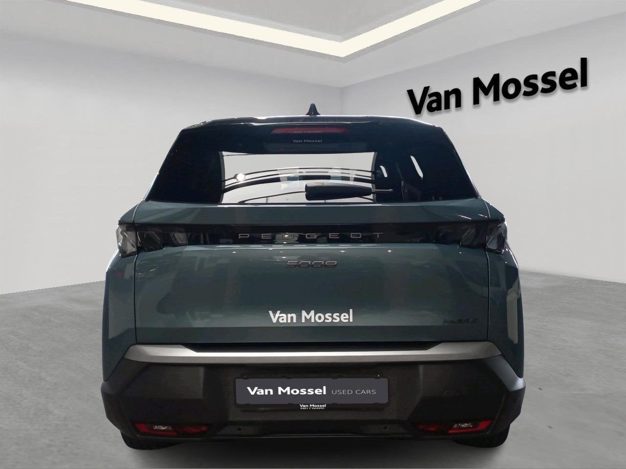 Peugeot 5008 1.2 HYBRID 145 e-DSC6 GT, Stof, Gebruikt, 750 kg, 1700 kg