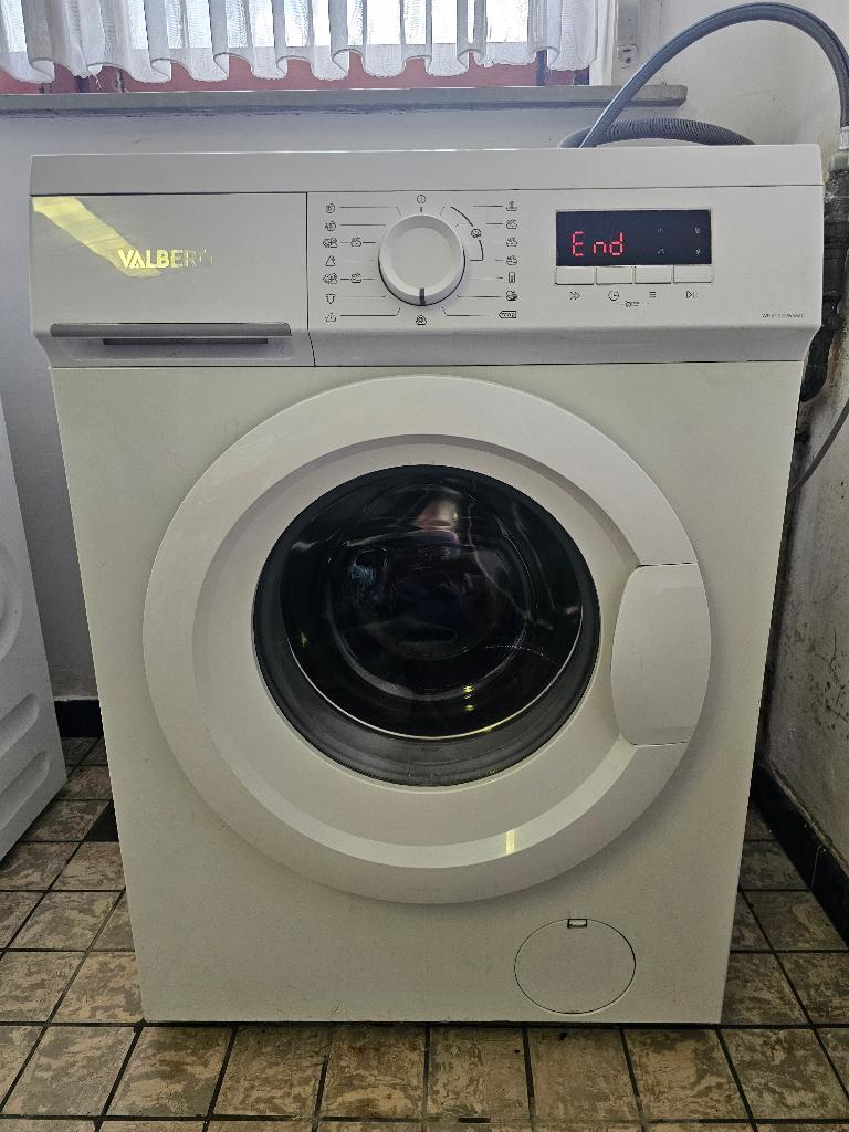 Valberg Wasmachine 6kg, Elektronische apparatuur, Wasmachines, Gebruikt, Voorlader, 4 tot 6 kg, 85 tot 90 cm, 1200 tot 1600 toeren