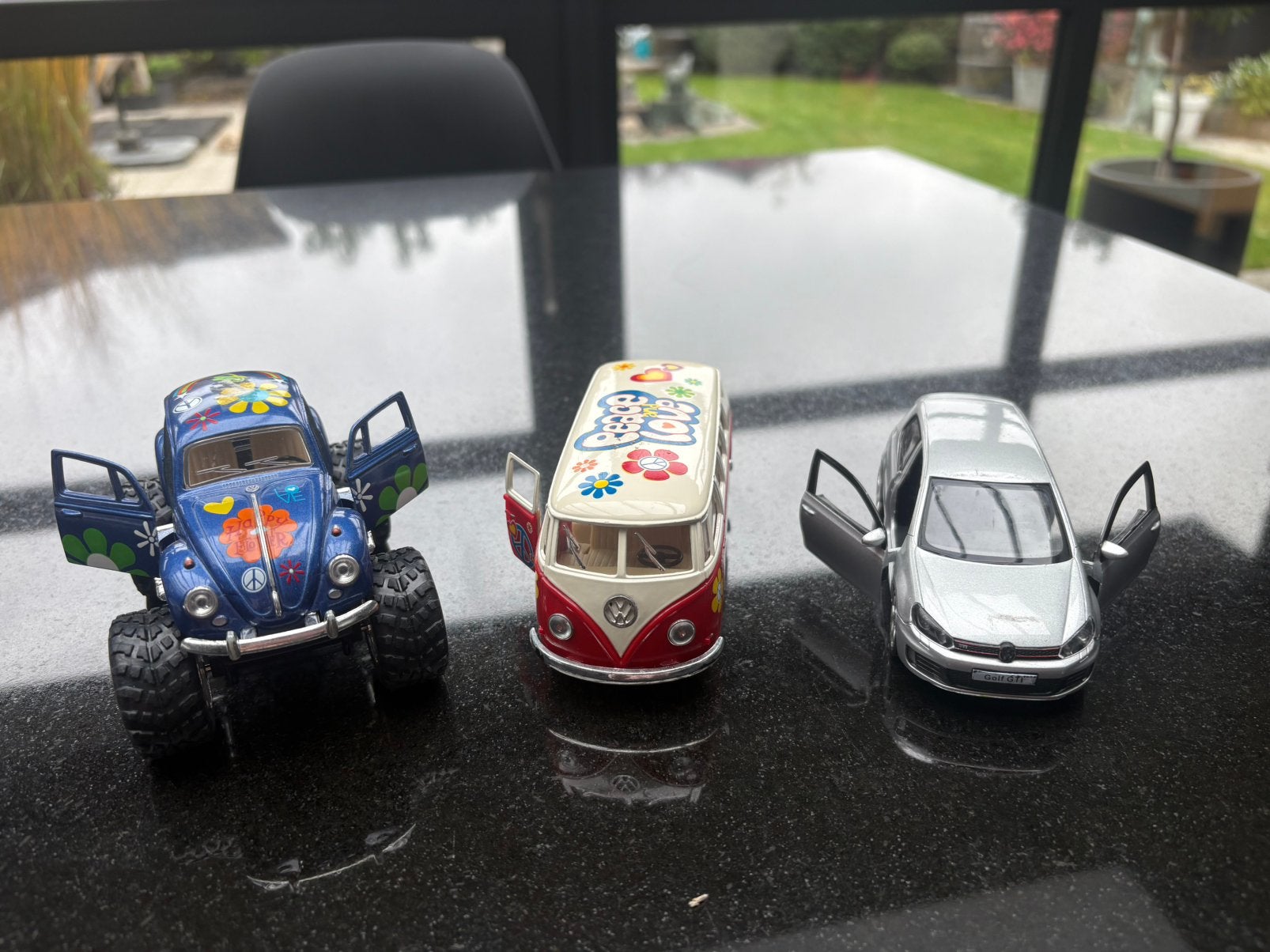 3 speelgoed auto’s, Ophalen, Gebruikt