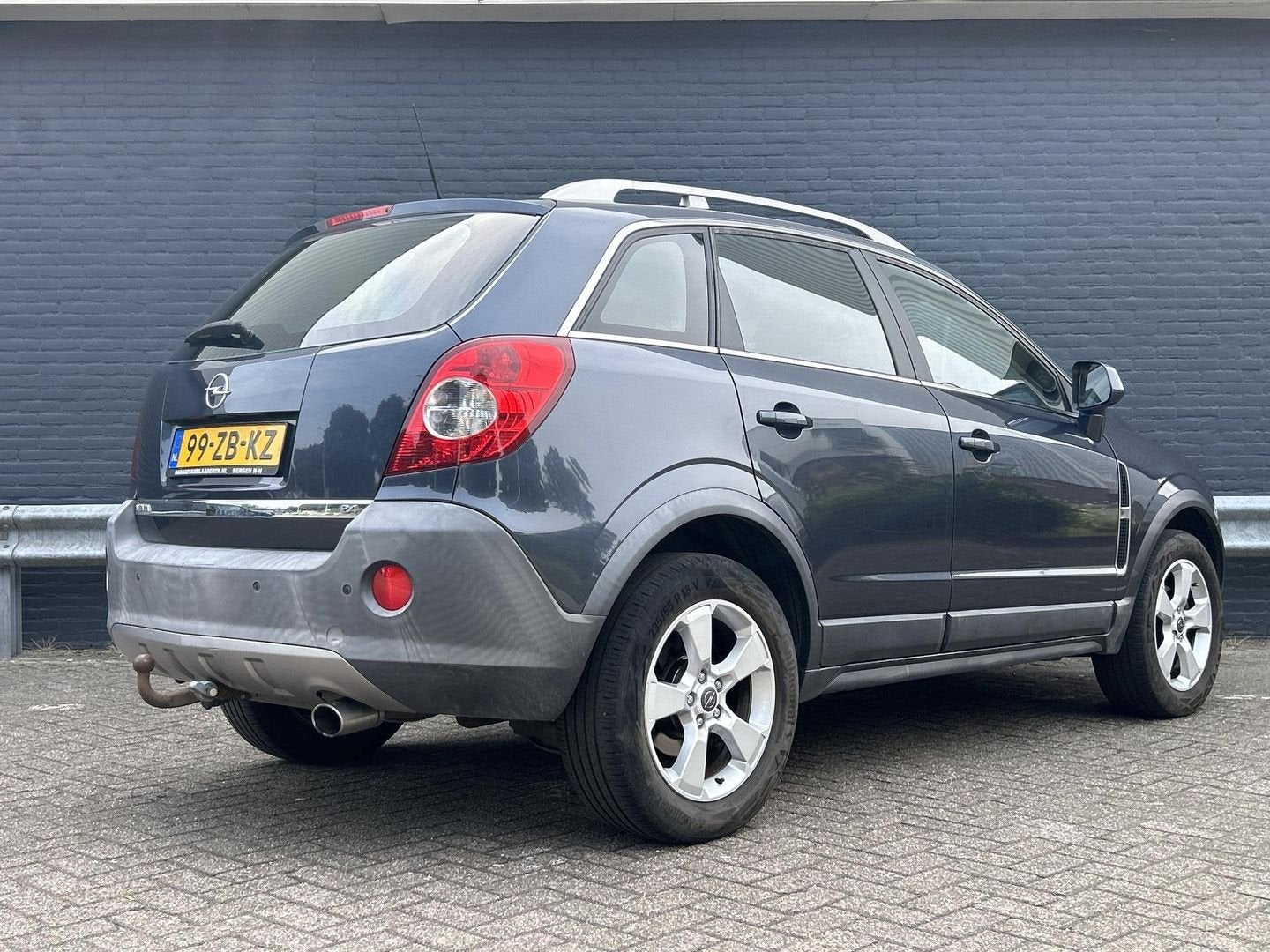 Opel Antara 2.4-16V Enjoy | Climate | Cruise | PDC | Trekhaa, Auto's, Zwart, Blauw, Bedrijf, Handgeschakeld