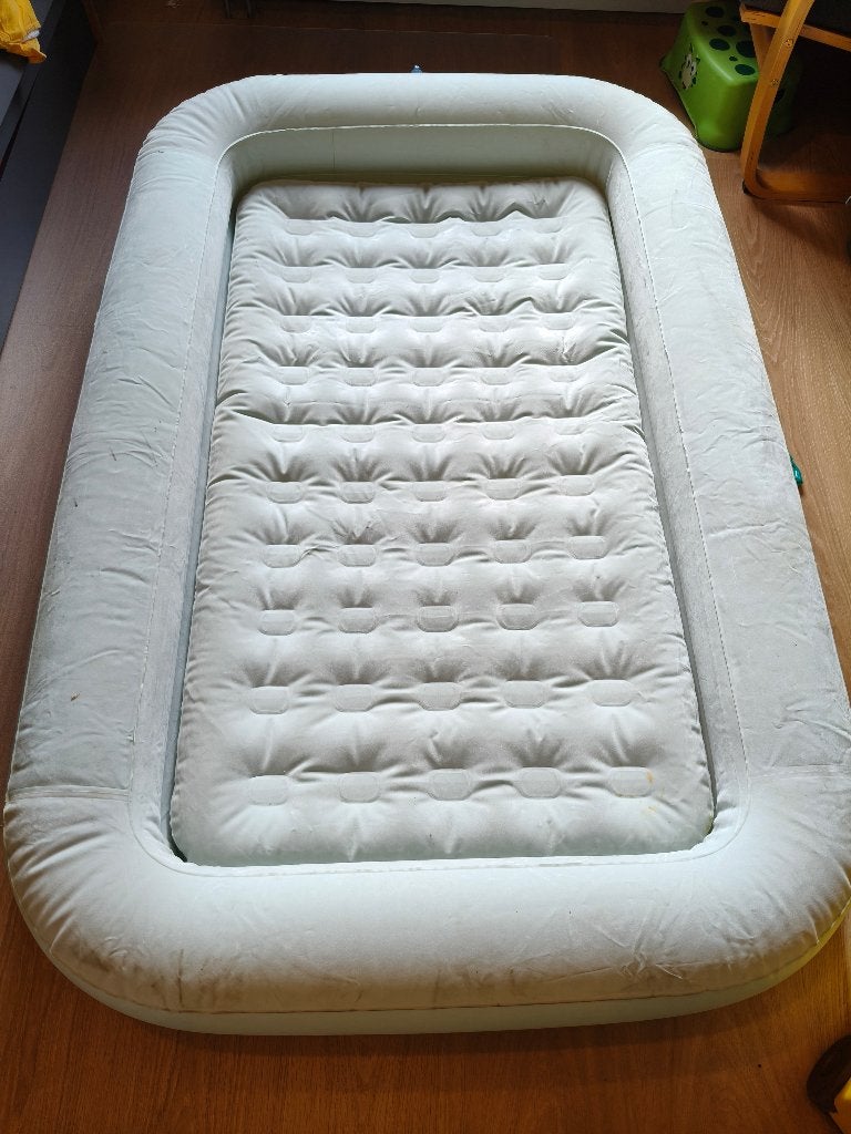 Opblaasbaar babybed Intex, Ophalen, Gebruikt, Reisbedje