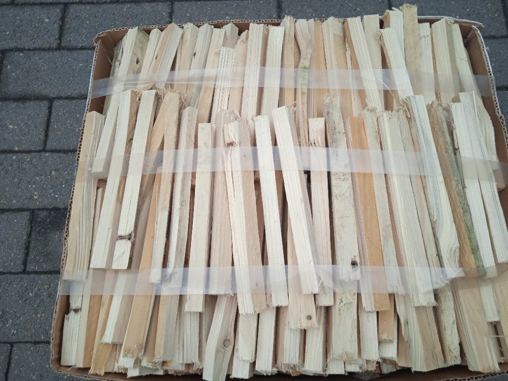 Aanmaakhout  16 kg per doos, Ophalen