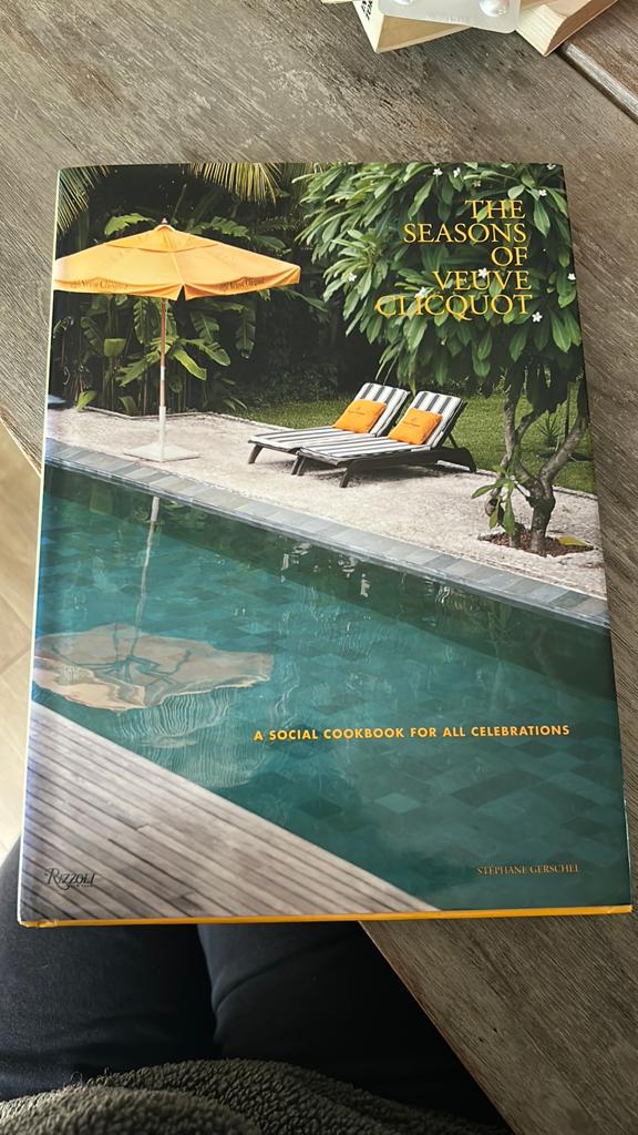 The seasons of Veuve Clicquot, Boeken, Natuur, Ophalen of Verzenden, Zo goed als nieuw
