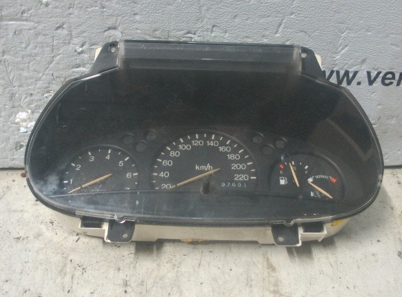 COCKPIT Ford Escort 6 (AAL / ABL) (96fb-10838-ba), Gebruikt, Henry-Ford-Straße  1
50735  Köln, DE, Ford-Werke GmbH, Kunden@ford.com