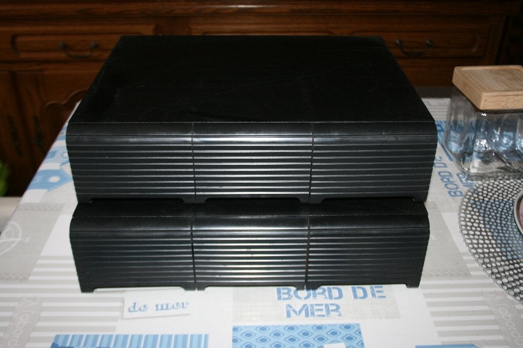 lot de casettes  audio, 26 cassettes audio ou plus, Pré-enregistrées, Avec boîte de rangement, étagère ou coffret, Autres genres