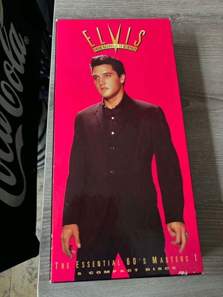 Elvis 5cd box, The essential 60's masters I, From Nashville, Cd's en Dvd's, Cd's | Rock, Ophalen of Verzenden, Zo goed als nieuw