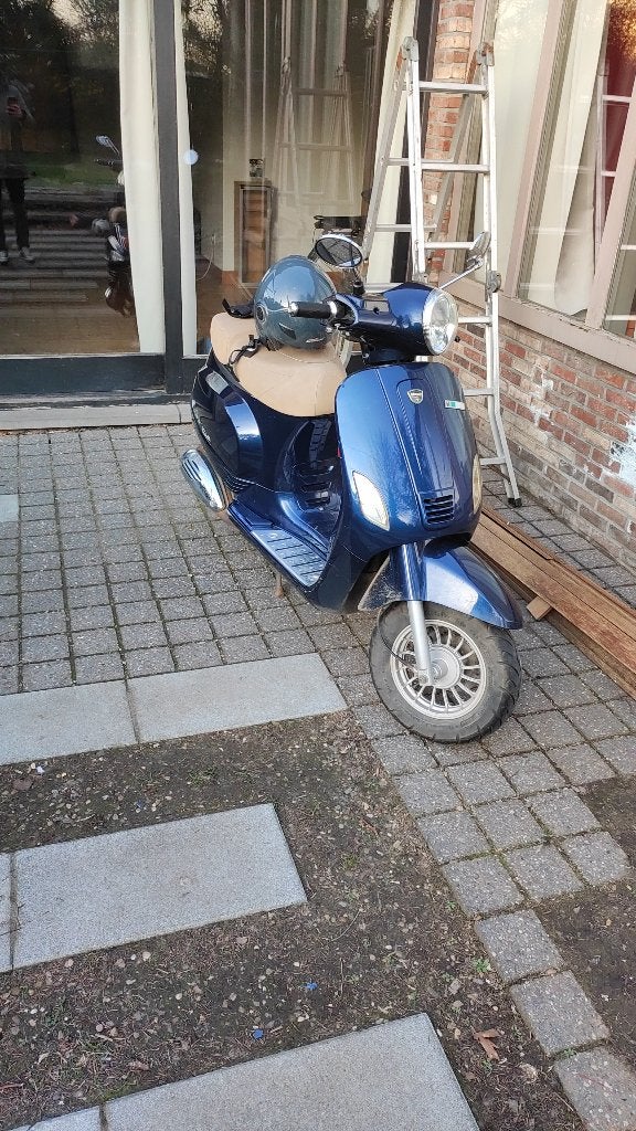 Neco Azzurro 50 cc, Ophalen, Gebruikt, Benzine