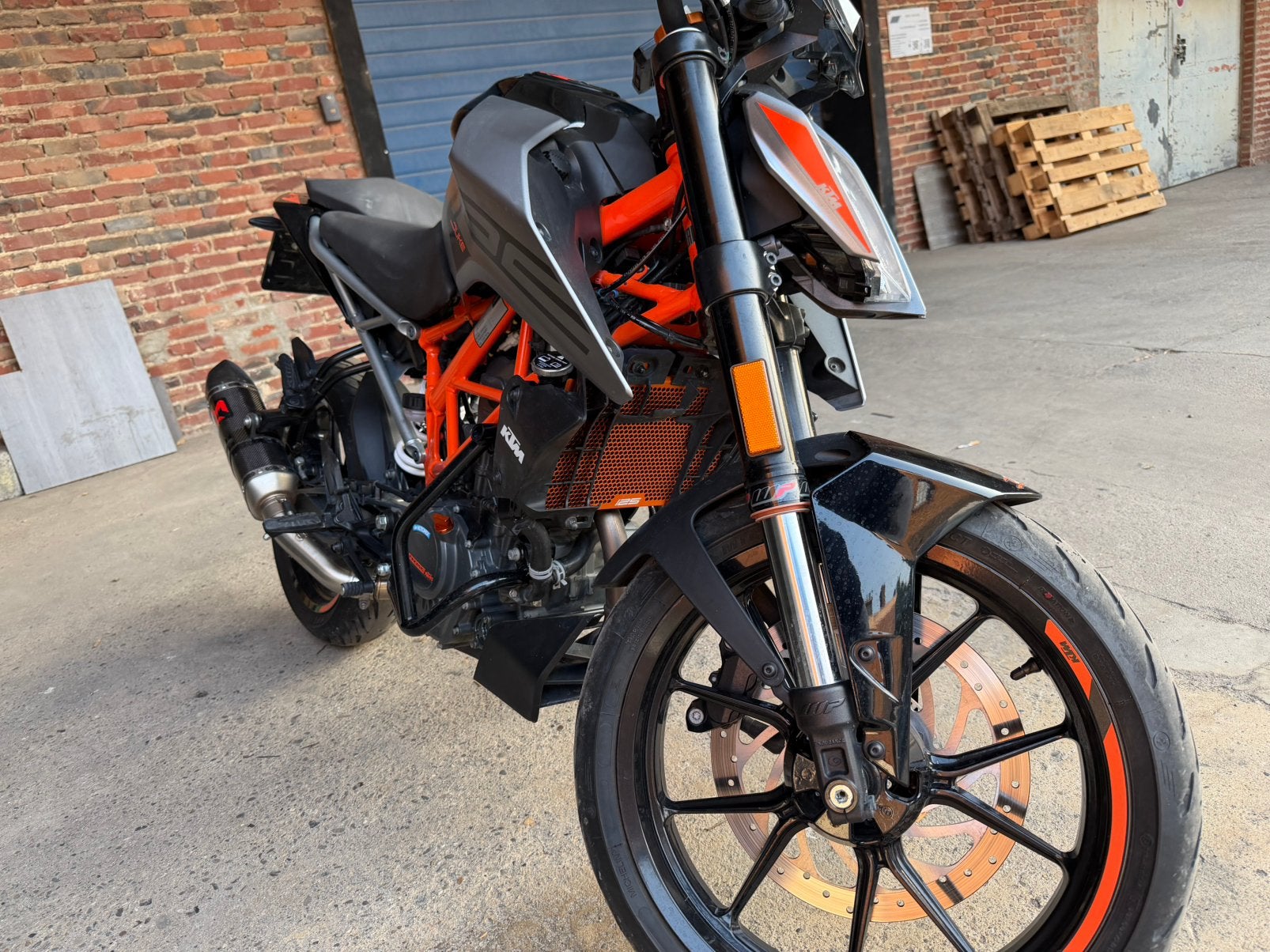 Ktm duke 125cc, Motos, Particulier, 12 à 35 kW, 1 cylindre