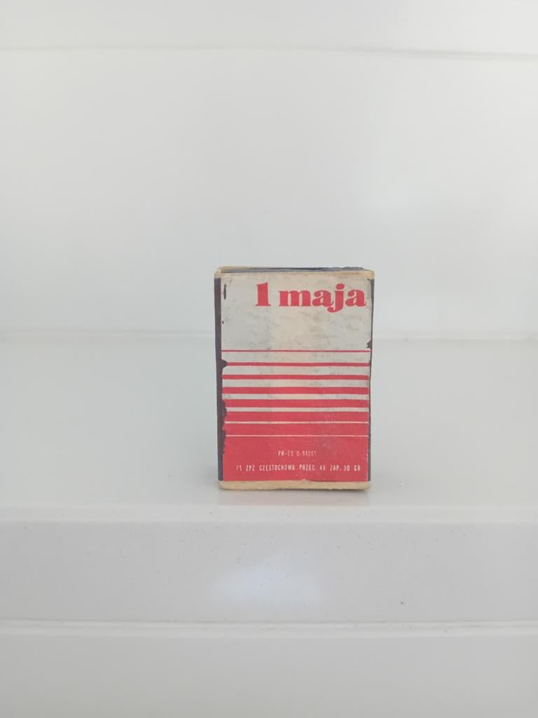 Ancienne boîte d'allumettes en bois | Maja machines Allemagn, Collections, Enlèvement ou Envoi