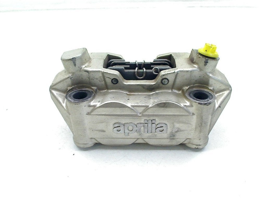 ETRIER DE FREIN AVANT DROIT Aprilia (897007|AP8133841), Dhr. S. di Majo, Utilisé, Info@cama-motorparts.nl, P.J. Troelstraweg 8 8
3144 CX  MAASSLUIS, NL