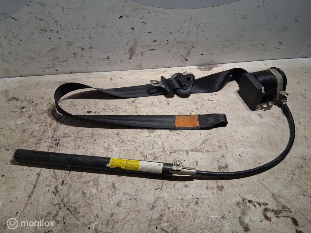 Veiligheidsgordel RV Vw Golf Cabrio III 1.8(93-00)1E0857706B, Auto-onderdelen, Gebruikt, Volkswagen, Ophalen of Verzenden, Volkswagen