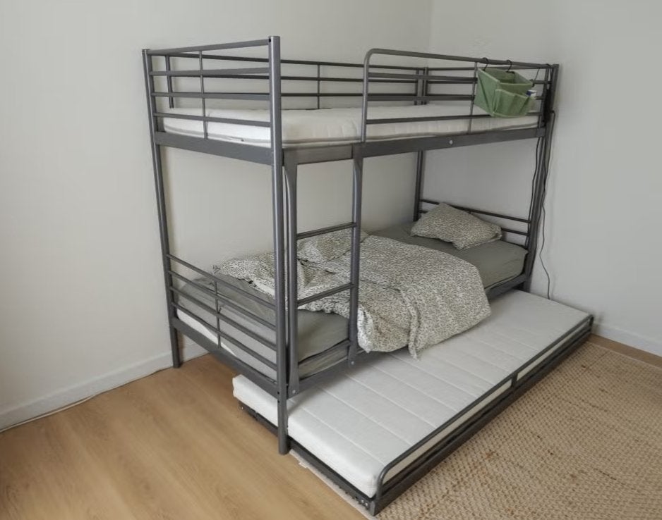 Stapelbed(den), Ophalen, Zo goed als nieuw, Stapelbed