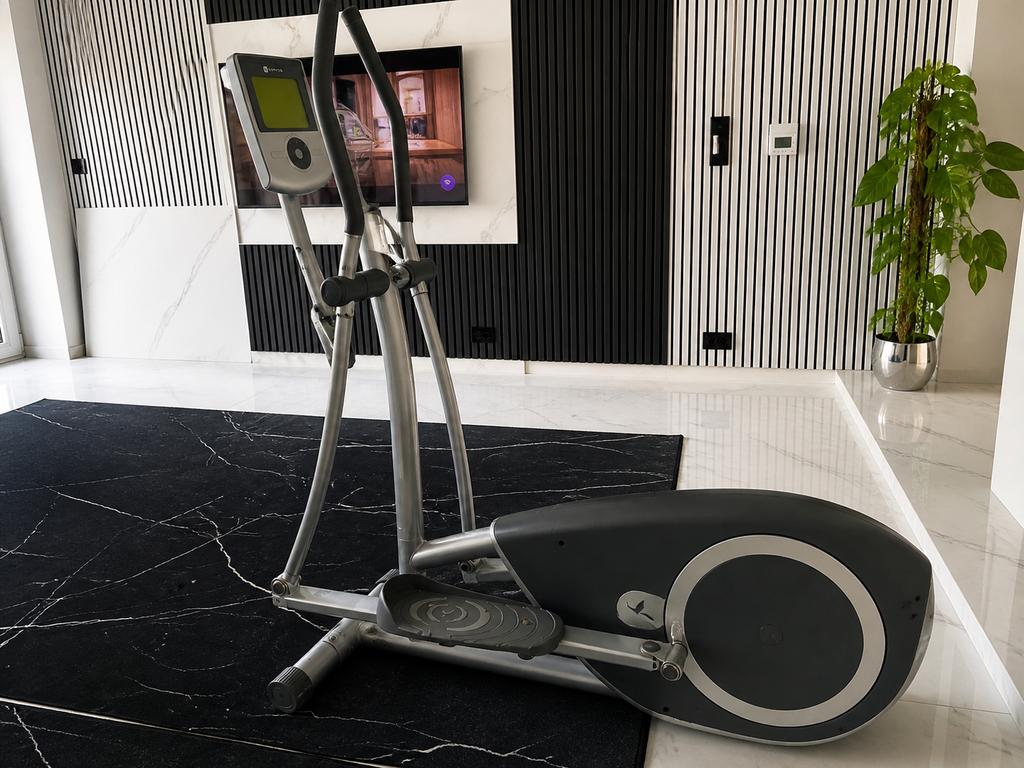 Crosstrainer, Ophalen, Zo goed als nieuw, Armen, Crosstrainer