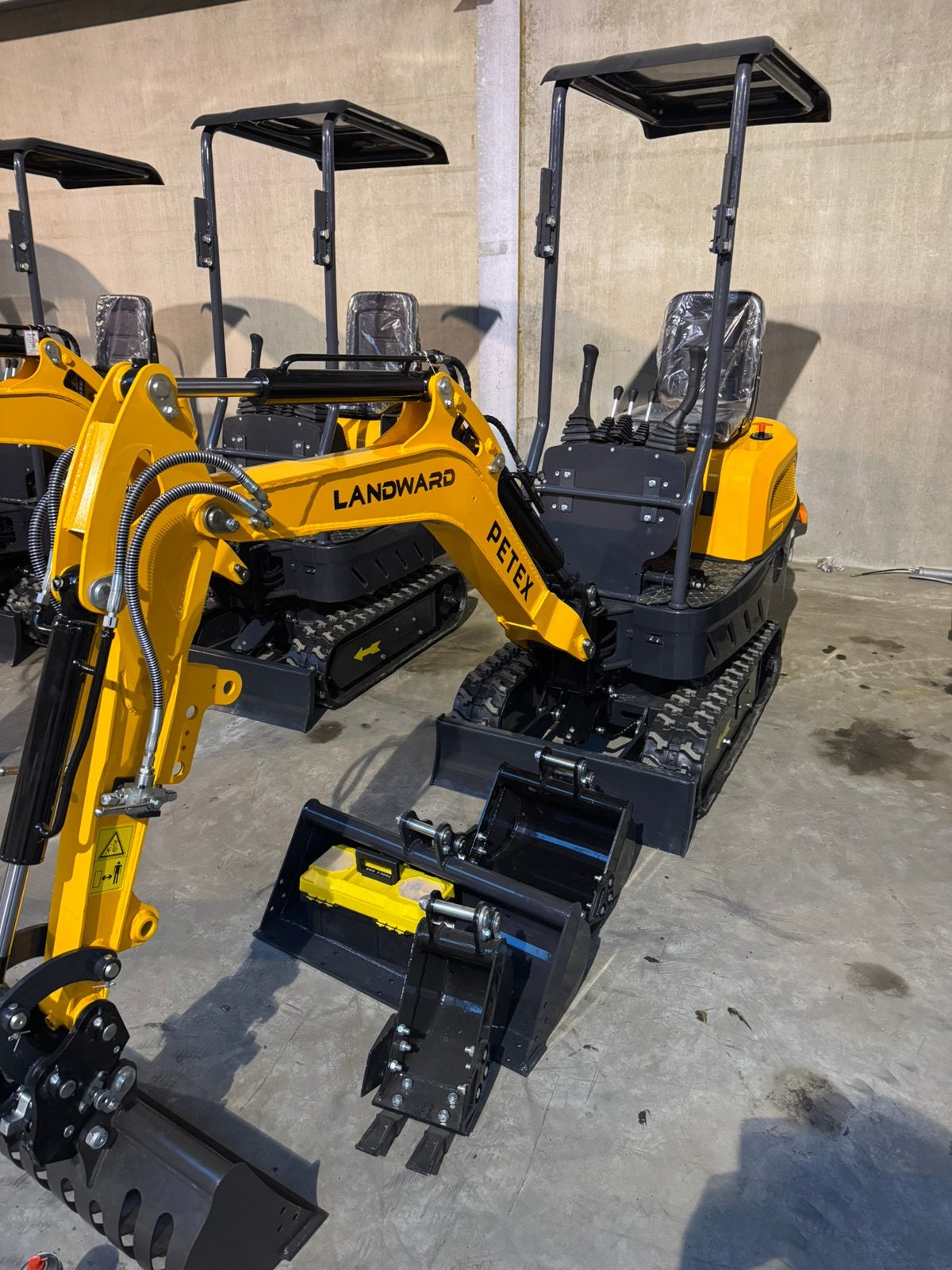 Landward XT10 Pro mini graafmachine nieuw 1000 kg giekzwenk, Ophalen, Graafmachine