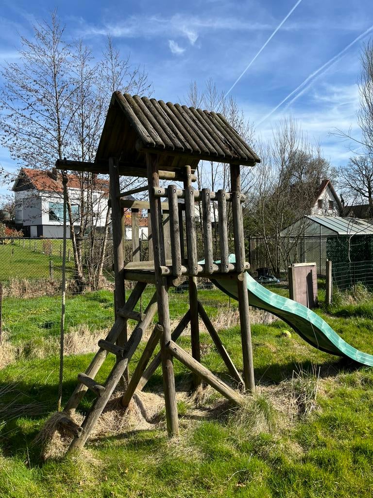 Huisje met glijbaan in hout, Kinderen en Baby's, Ophalen, Glijbaan