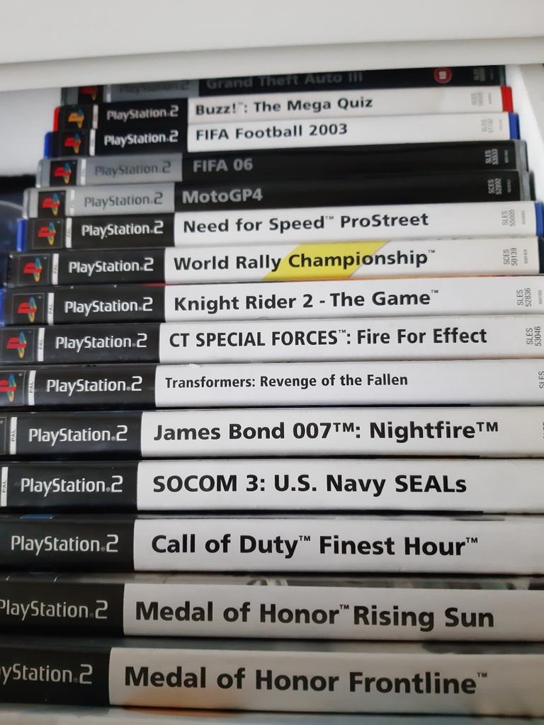 15 ps2 games te koop in goede staat en meeste met boekjes, Ophalen of Verzenden