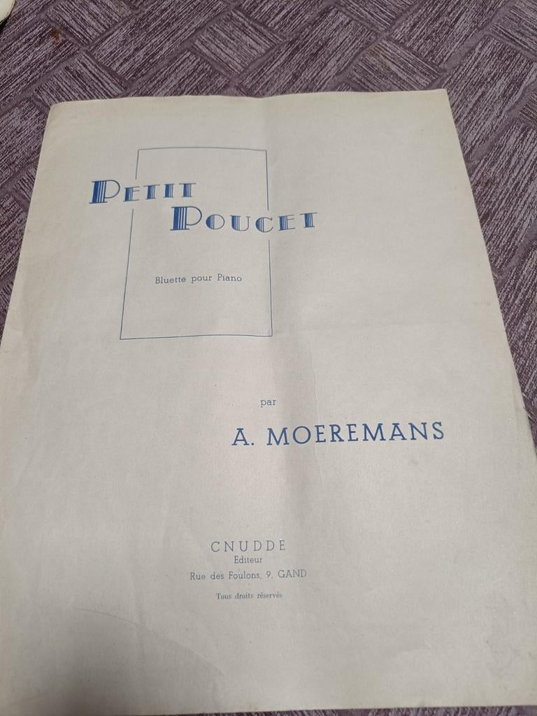 Oud muziek blad Petit Pouchet, Ophalen