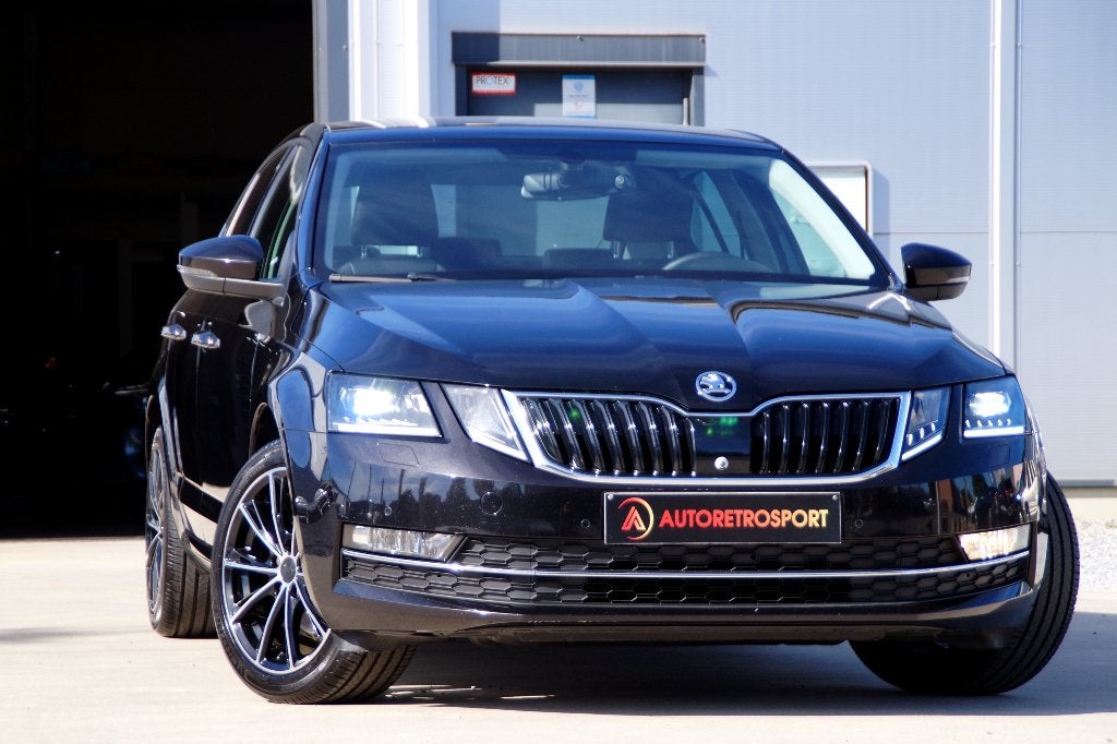 Skoda Octavia 1.0 TSI Style _Toujours entretenu _Garantie, Autos, Achat, Entreprise, Noir, https://public.car-pass.be/vhr/01e8697b-b347-4899-8215-d09dfcbb4f32?lang=fr