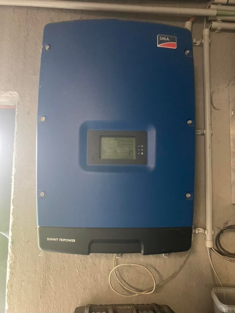 Onduleur SMA, Enlèvement, Utilisé, Autres types, 200 watts-crêtes ou plus